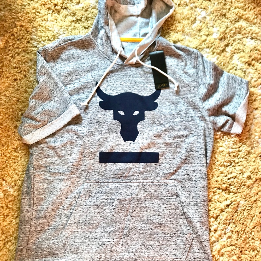 UA the rock short sleeve hoodie